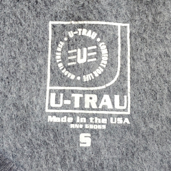 Harvard University Sweatshirt - Picture 11 of 15